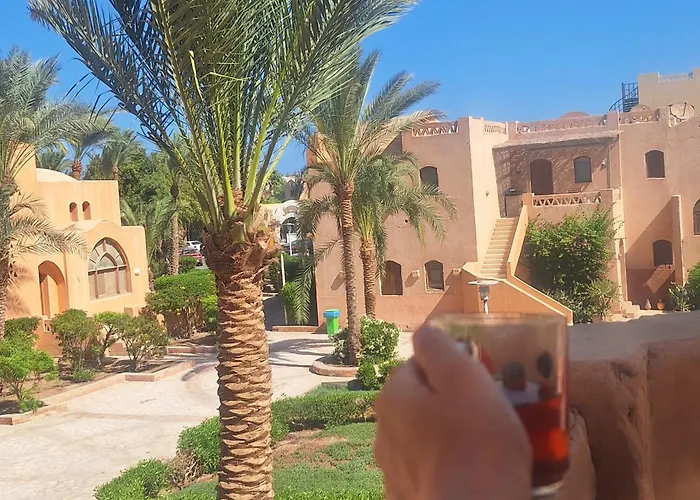 Downtown Elgouna Excellent Location شقة *